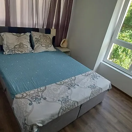 синя пеперуда Blue Butterfly דירה